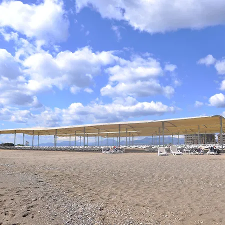 Sunmelia & Hotel 5*