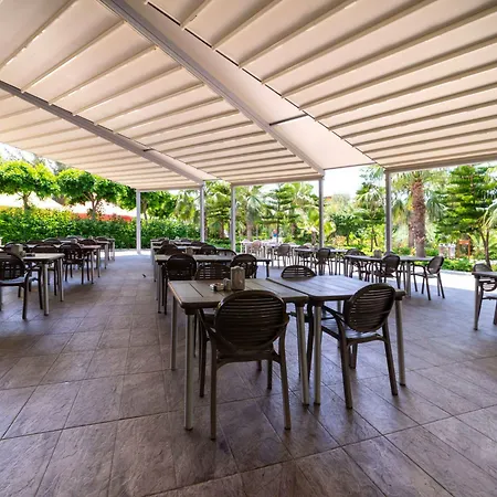 Sunmelia & Hotel 5*
